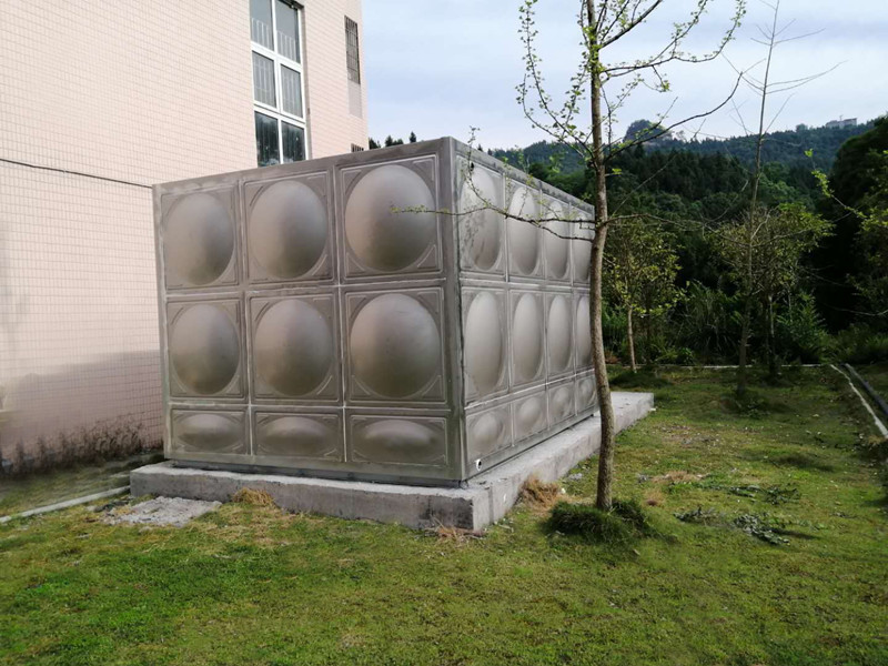 宣恩矩形不锈钢保温水箱